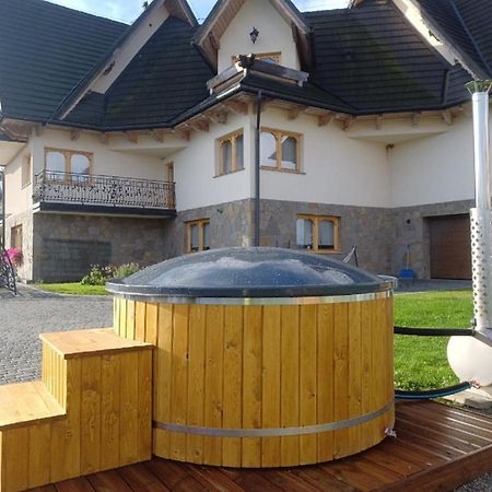 Podhalanski Dworek Z Jacuzzi Lesnica  Luaran gambar