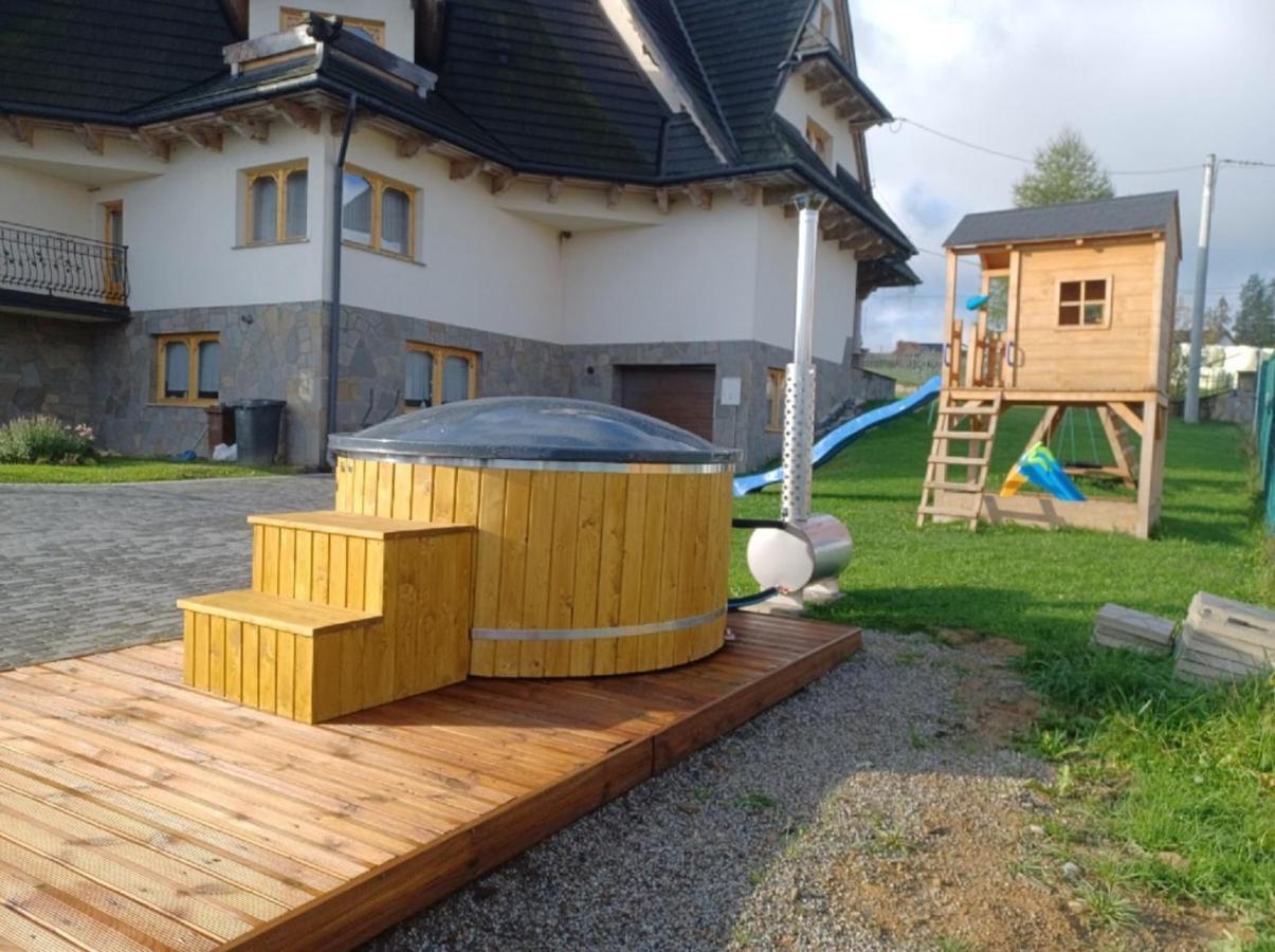 Podhalanski Dworek Z Jacuzzi Lesnica  Luaran gambar