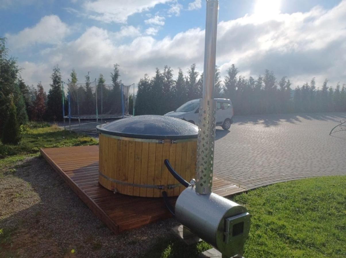 Podhalanski Dworek Z Jacuzzi Lesnica  Luaran gambar