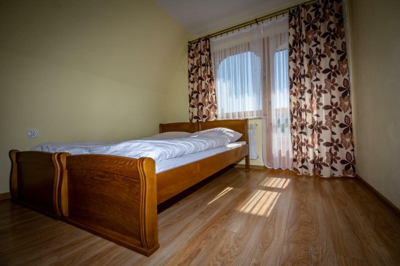 Podhalanski Dworek Z Jacuzzi Lesnica  Luaran gambar