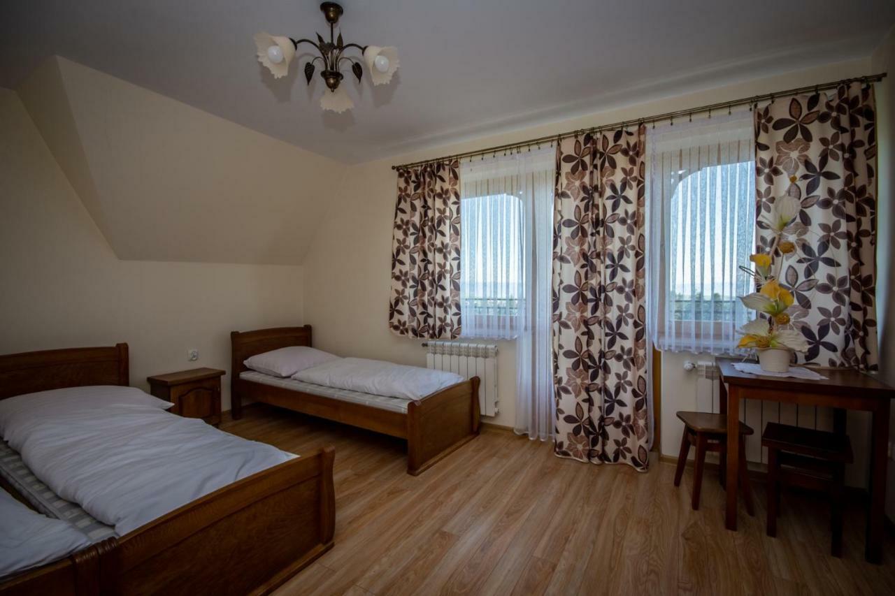 Podhalanski Dworek Z Jacuzzi Lesnica  Luaran gambar